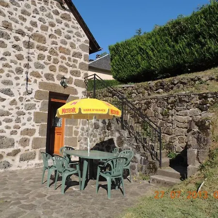 Maison D'altitude Renovee, 8 Pers, 4 Ch, Jardin, Terrasse, Garage, Proche Salers Et Ski - Fr-1-742-213 Feriehus Saint-Projet-de-Salers